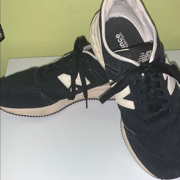 New Balance Athletic sneakers size 8 - Picture 3 of 12